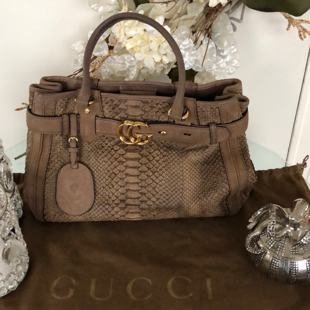SALE Today only👛!!!!!Gucci python running bag